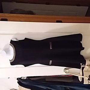 Karl lagerfeld size 8 black sleeveless dress